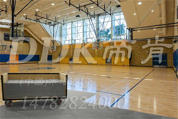 木地板保护用什么材料好？地面保护毯木地板体育场馆篮球场地面专用